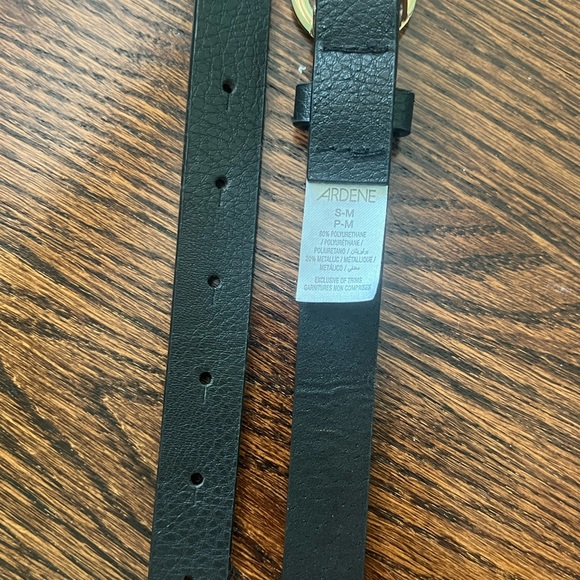 Ardene belt - Picture 2 of 3